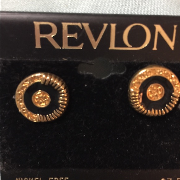 Earrings - Picture 3 of 3